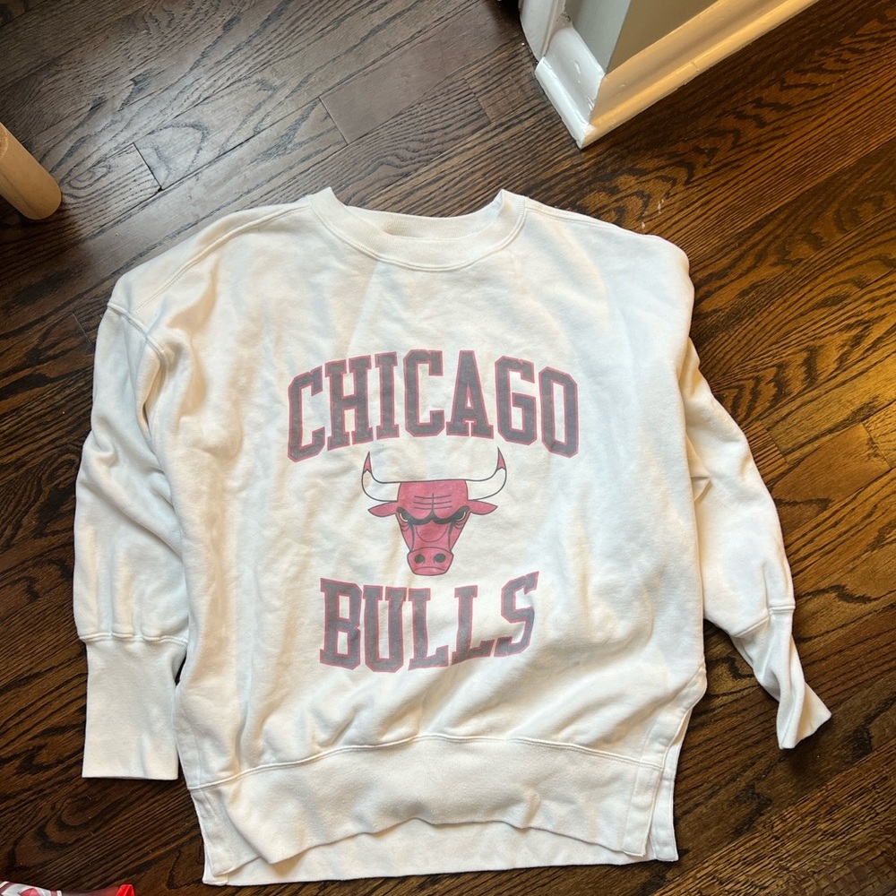 Abercrombie & Fitch Cream Pullover